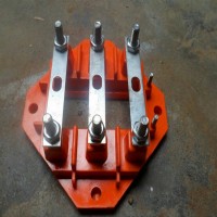 供應(yīng)Y2-200-225接線板.方形接線柱.各種型號(hào)電機(jī)配件