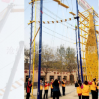 拓展器材 攀巖設(shè)施 心理行為訓練