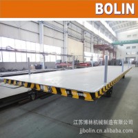 專業(yè)生產(chǎn)大型運輸用平板拖車