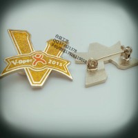 西服胸針定制、金屬LOGO徽章、大眾點(diǎn)評標(biāo)致徽章生產(chǎn)廠