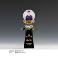 最美逆行者 2021抗疫紀(jì)念品 警局表彰獎杯定做個人榮譽獎杯