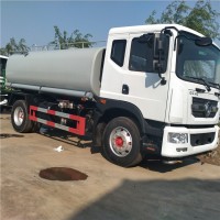 購買大型灑水車12立方噴灑車價格報價表