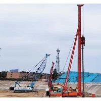 山西長(zhǎng)螺旋鉆機(jī)/鼎峰工程機(jī)械生產(chǎn)10米長(zhǎng)螺旋鉆機(jī)
