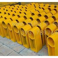 河北ZG25鑄鋼立柱廠家_河北泊泉機(jī)械制造定做防撞護(hù)欄立柱