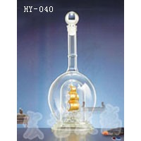遼寧玻璃工藝酒瓶制造企業(yè)~河間宏藝公司生產(chǎn)加工酒瓶