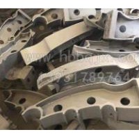 廣東高速公路護(hù)欄立柱訂制/泊泉機(jī)械加工鑄鋼防撞護(hù)欄立柱